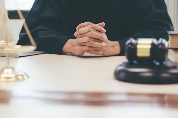 FALSA TESTIMONIANZA: IL LICENZIAMENTO È LEGITTIMO SE VIENE MENO LA FIDUCIA